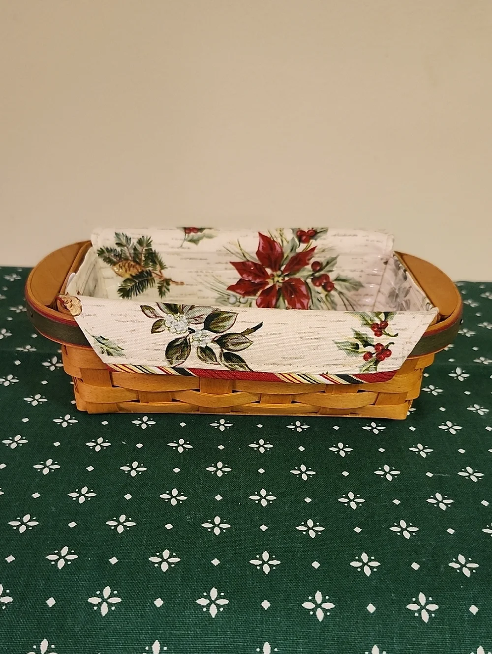 Longaberger 2006 Holiday Helper Basket